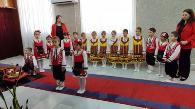 Великденски поздрав при Кмета на Община Айтос и общинска администрация 17.04.2025 г - ДГ Слънце - Айтос