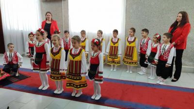 Великденски поздрав при Кмета на Община Айтос и общинска администрация 17.04.2025 г - ДГ Слънце - Айтос