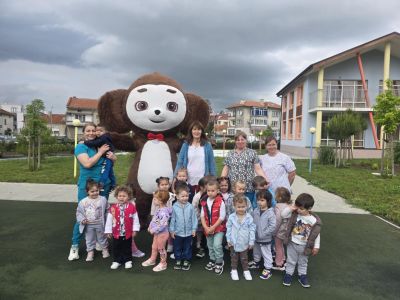 1 -ви юни с Чебурашка в ДГ - ДГ Слънце - Айтос